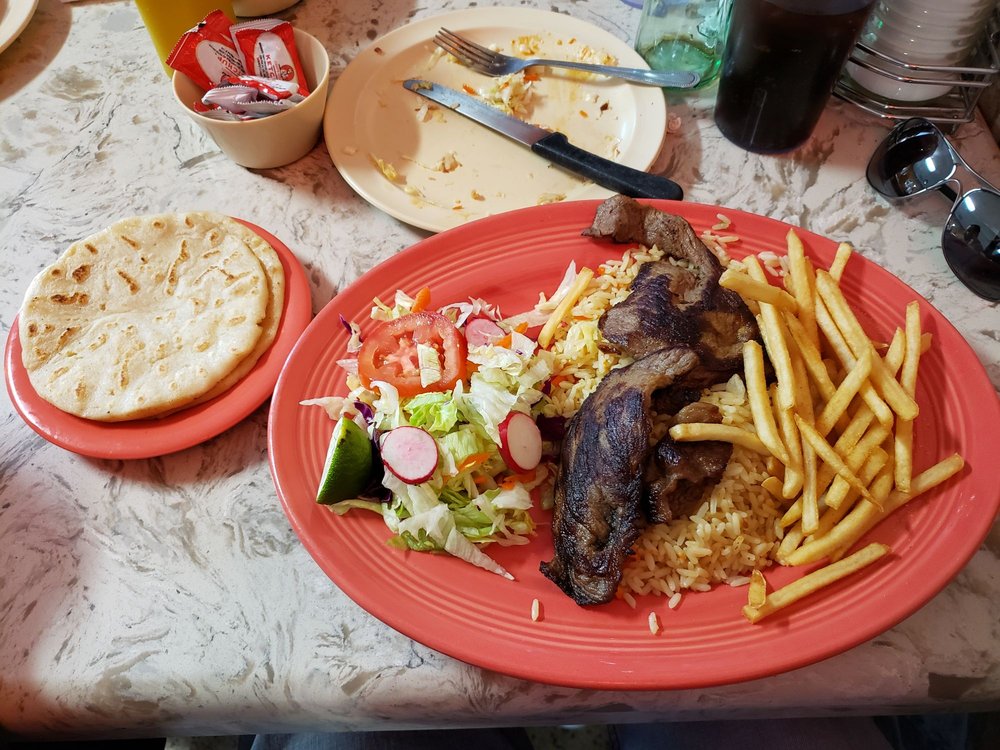 Golfo De Fonseca Restaurant 9761 Laurel Canyon Blvd, Pacoima