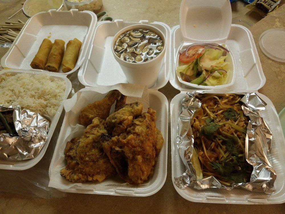 Wendill's Chicken House 10337 San Fernando Rd, Pacoima