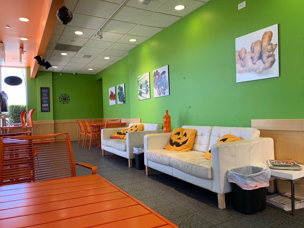 Fresh Juice Bar 425 S Sunrise Way, Palm Springs