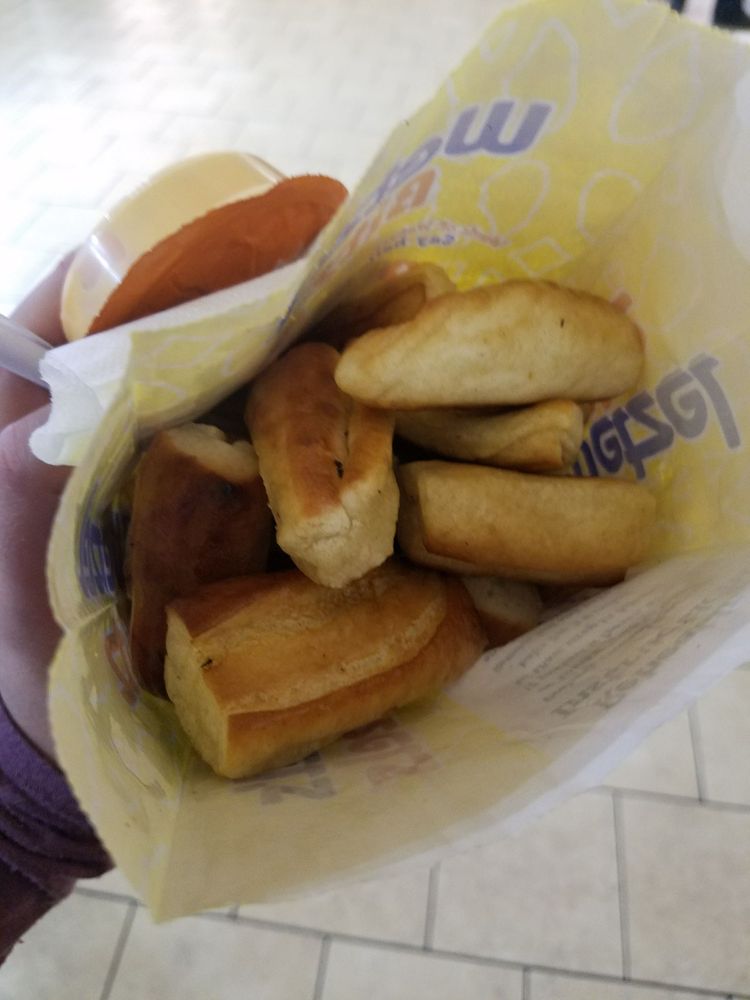 Wetzel's Pretzels 8401 Van Nuys Blvd #43, Panorama City