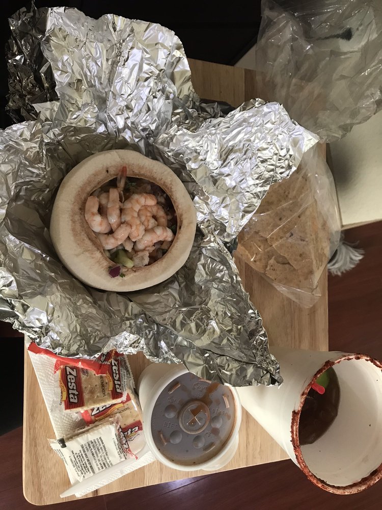 Mariscos Los Dorados 8111 Rosecrans Ave, Paramount