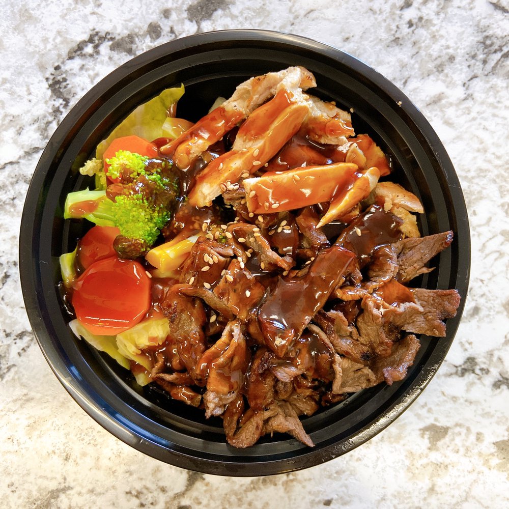 Hola Teriyaki 7010 Somerset Blvd, Paramount