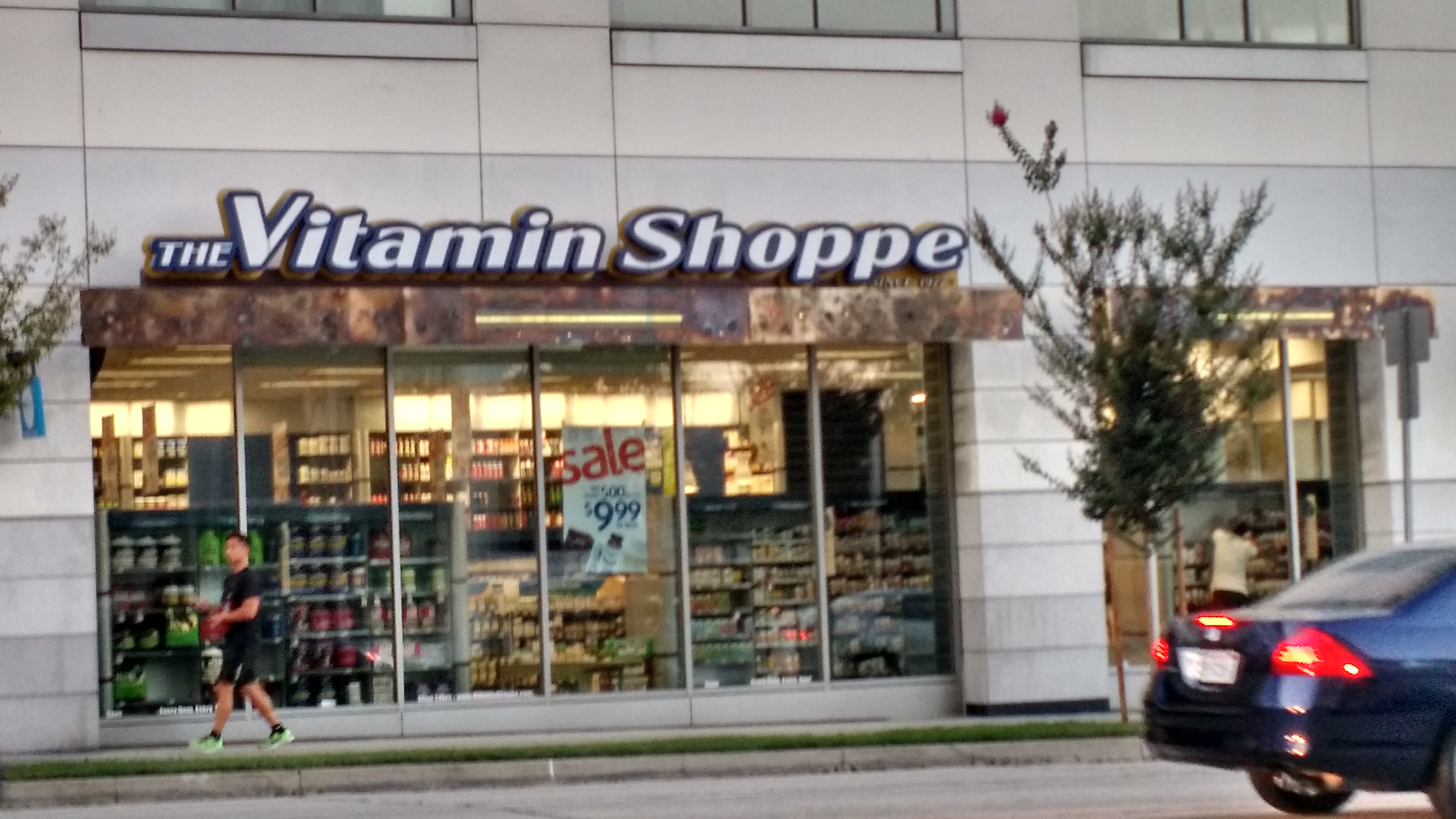 Vitamin Shoppe 181 S Lake Ave #5, Pasadena