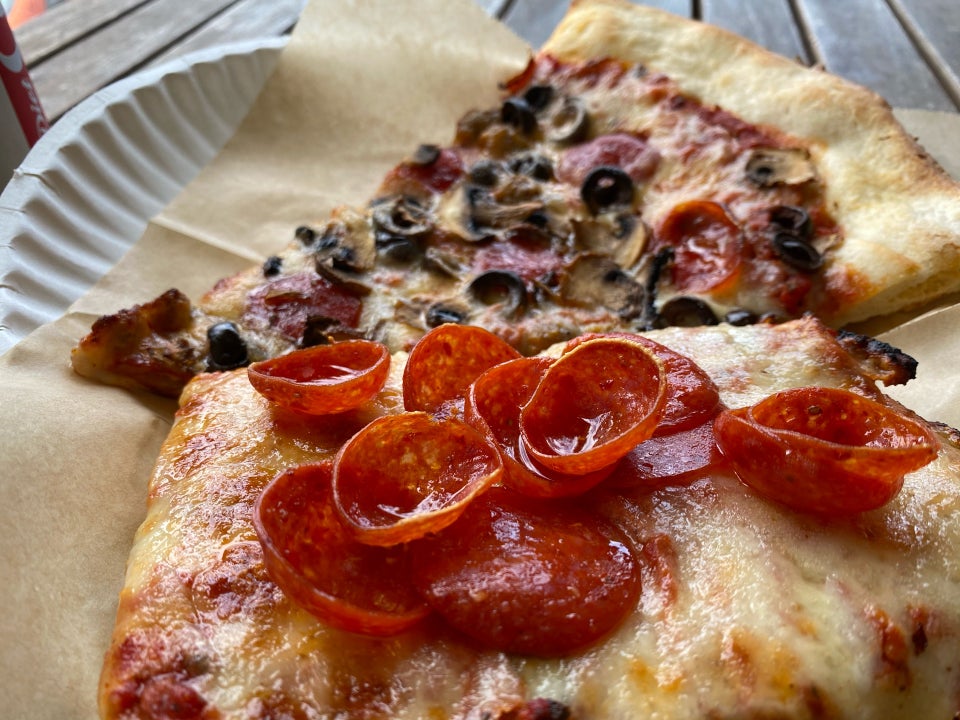 Pie Life Pizza 691 S Raymond Ave, Pasadena