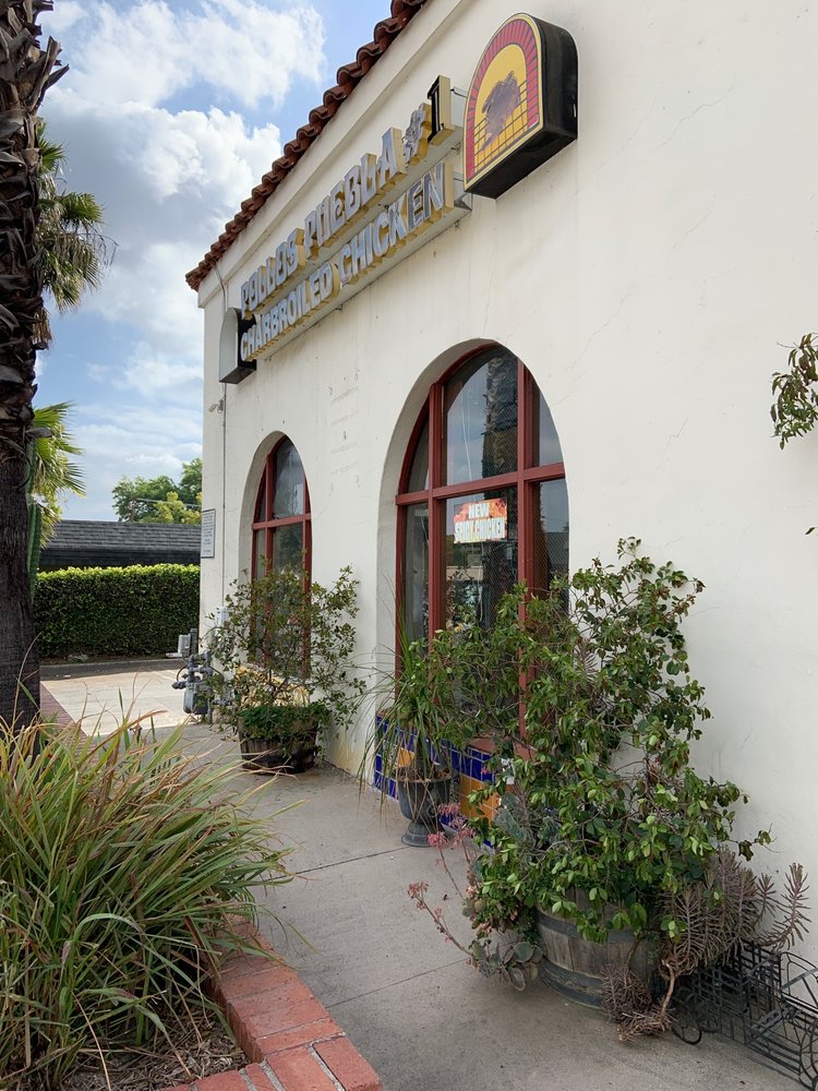 Pollos Puebla 2057 N Los Robles Ave, Pasadena