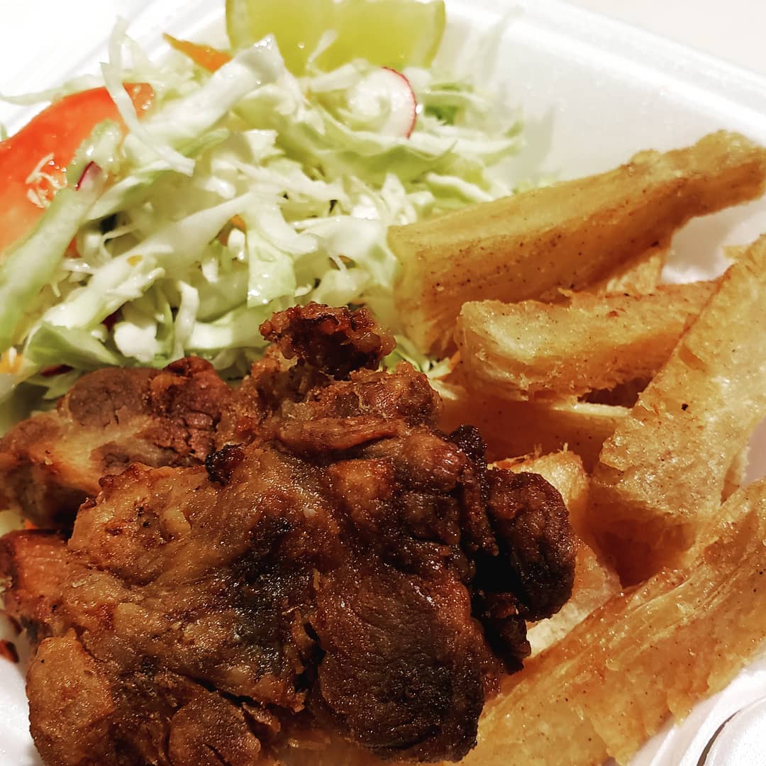 La Caravana Salvadorian Restaurant 1306 N Lake Ave, Pasadena