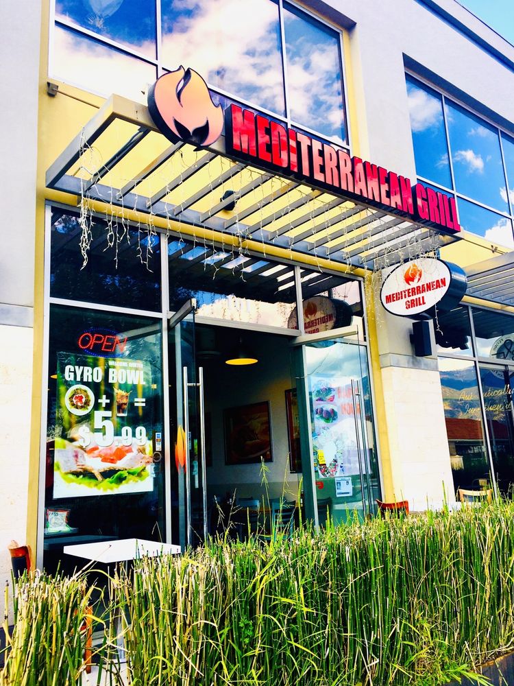 M Grill Pasadena 105 N Hill Ave #101, Pasadena