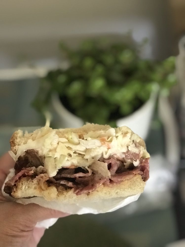 Vince's Deli 111 W California Blvd, Pasadena