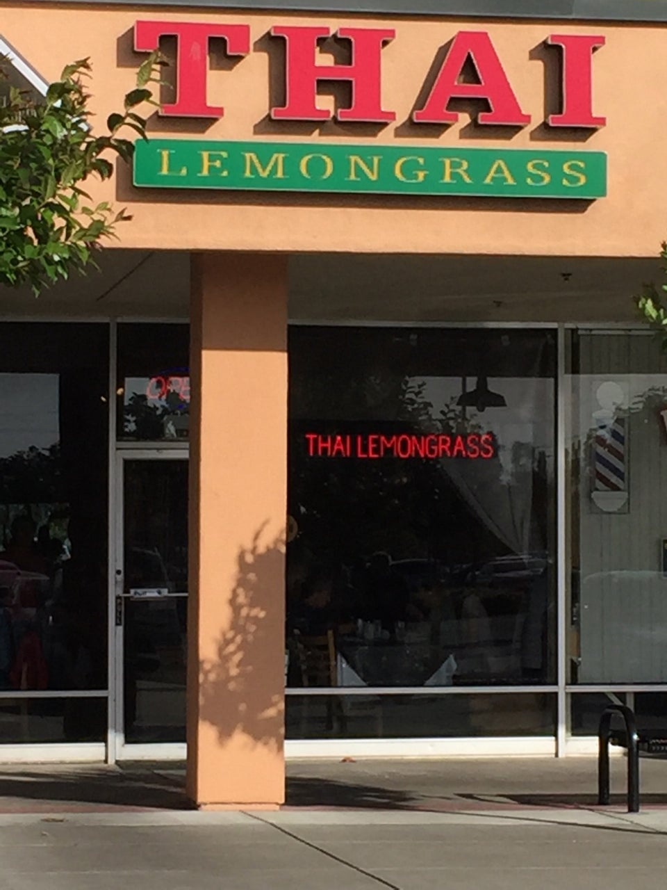 Lemongrass Thai Cuisine 109 N McDowell Blvd, Petaluma