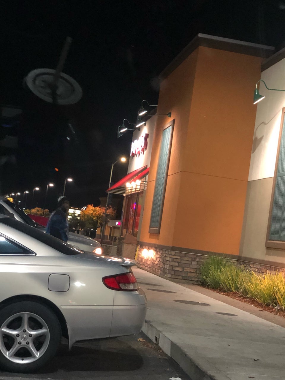 Popeyes Louisiana Kitchen 2817 Zinfandel Dr, Rancho Cordova