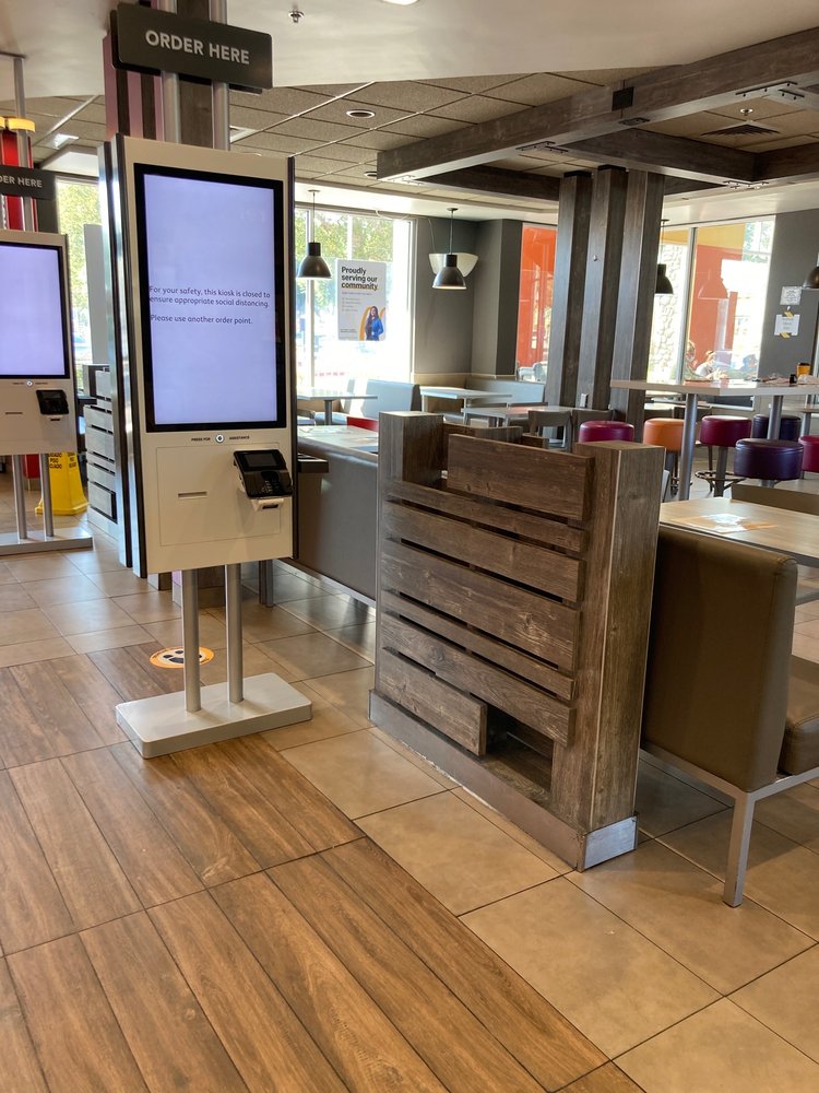 McDonald's 9649 Foothill Blvd, Rancho Cucamonga