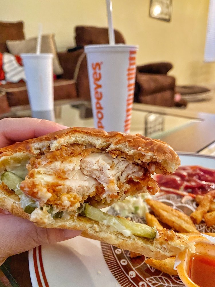 Popeyes Louisiana Kitchen 11815 Foothill Blvd Ste A, Rancho Cucamonga