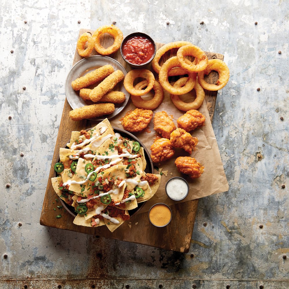 Buffalo Wild Wings 8188 Day Creek Blvd #140, Rancho Cucamonga