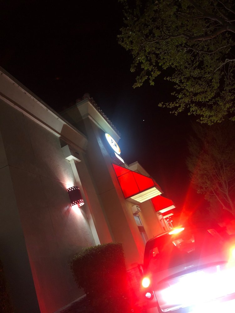 A&W Restaurant 15555 San Pablo Ave, Richmond