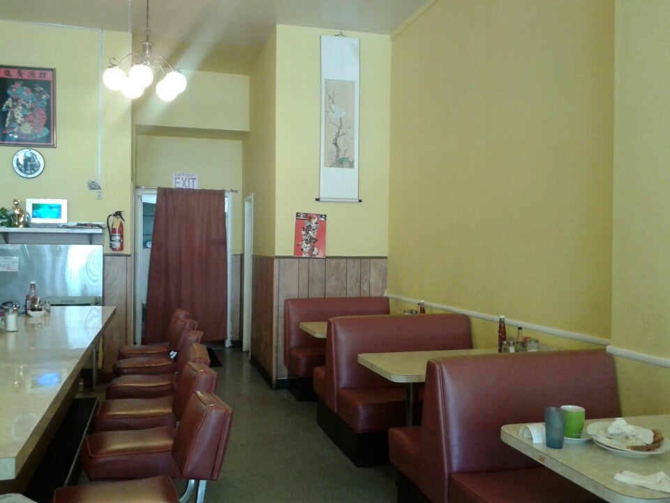 Golden Star Cafe 1400 Macdonald Ave, Richmond