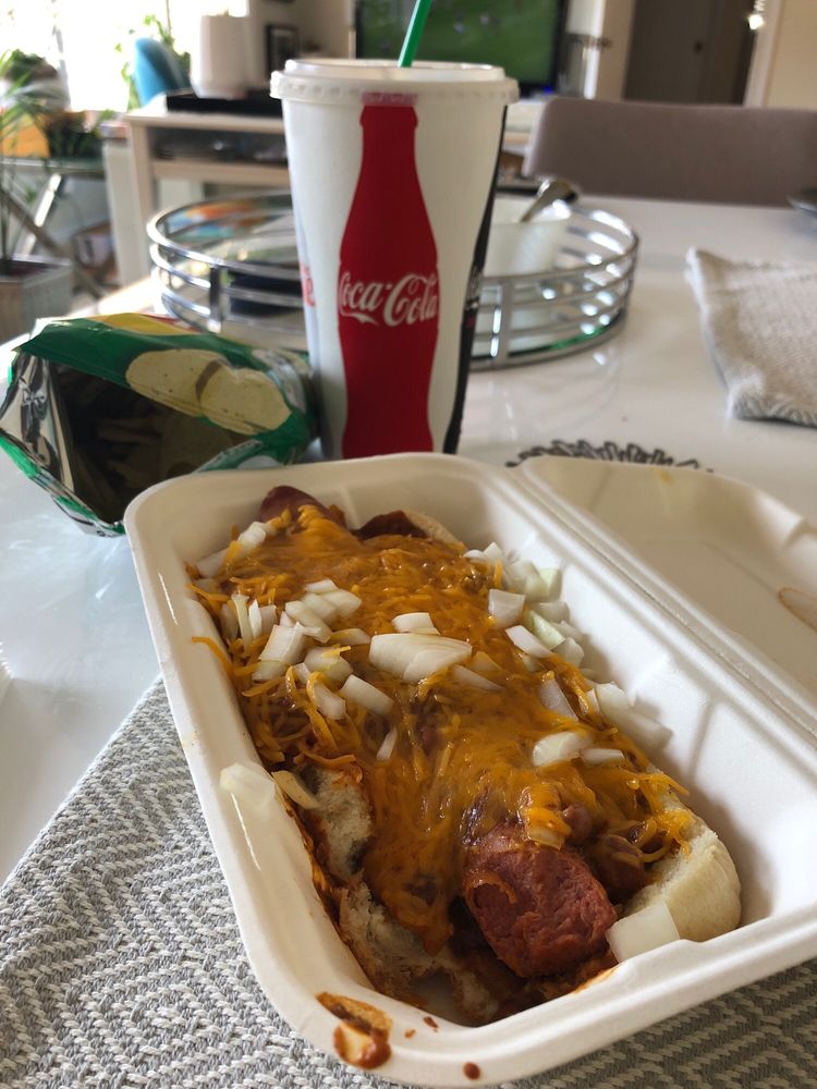 Caspers Hot Dogs- Richmond 2530 Macdonald Ave, Richmond