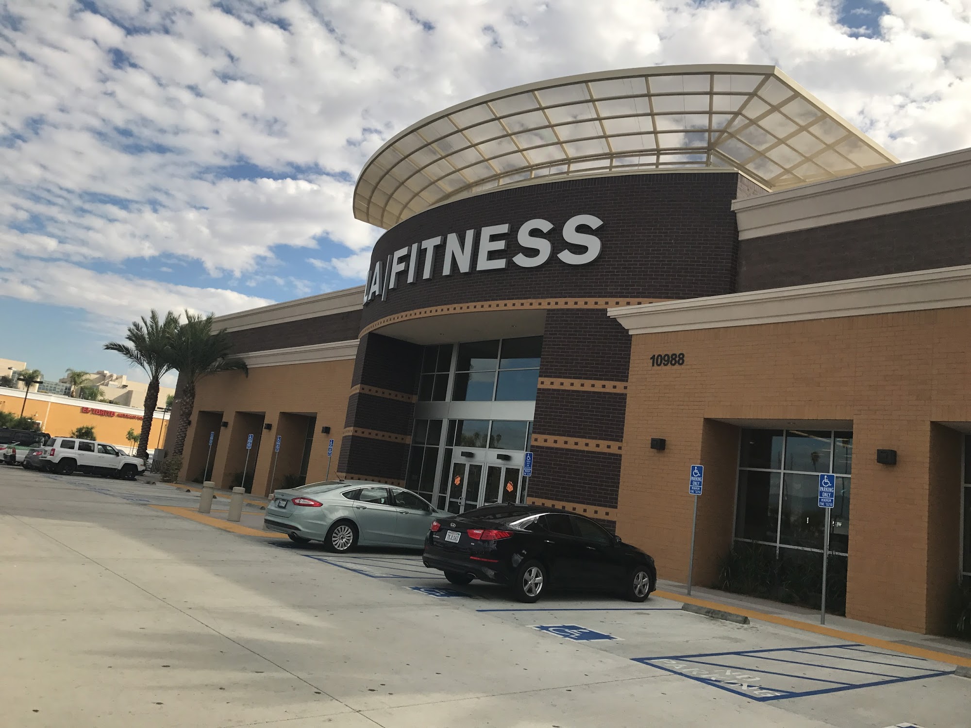 LA Fitness