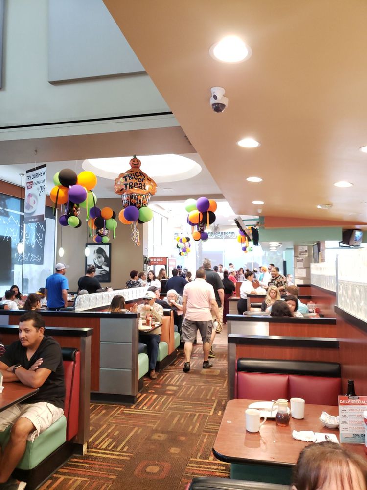 NORMS Restaurant 3889 Tyler St, Riverside