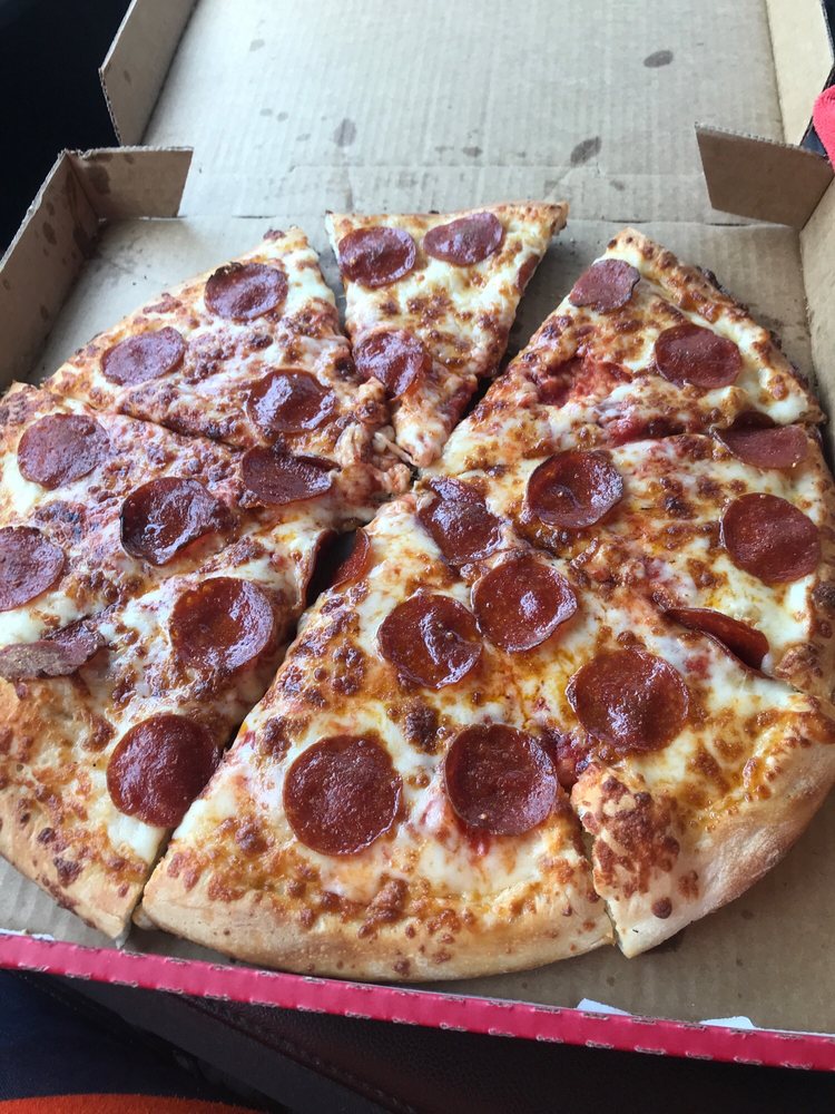 Fast 5 Pizza 5300 Arlington Ave, Riverside