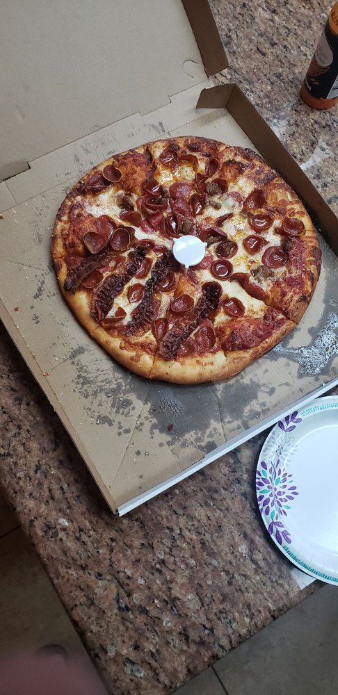 Enzo's Pizza 10170 Indiana Ave, Riverside