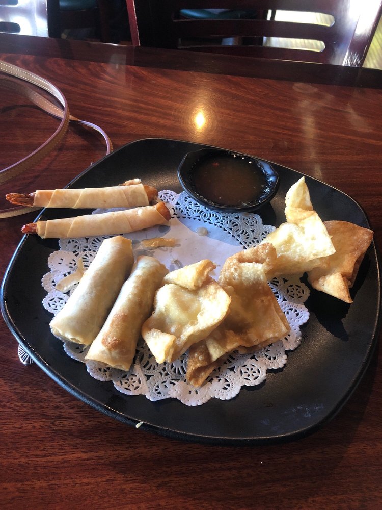 Bann Thai Restaurant 6461 Brockton Ave, Riverside