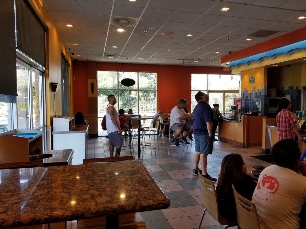 Ono Hawaiian BBQ 2721 Canyon Springs Pkwy #101, Riverside