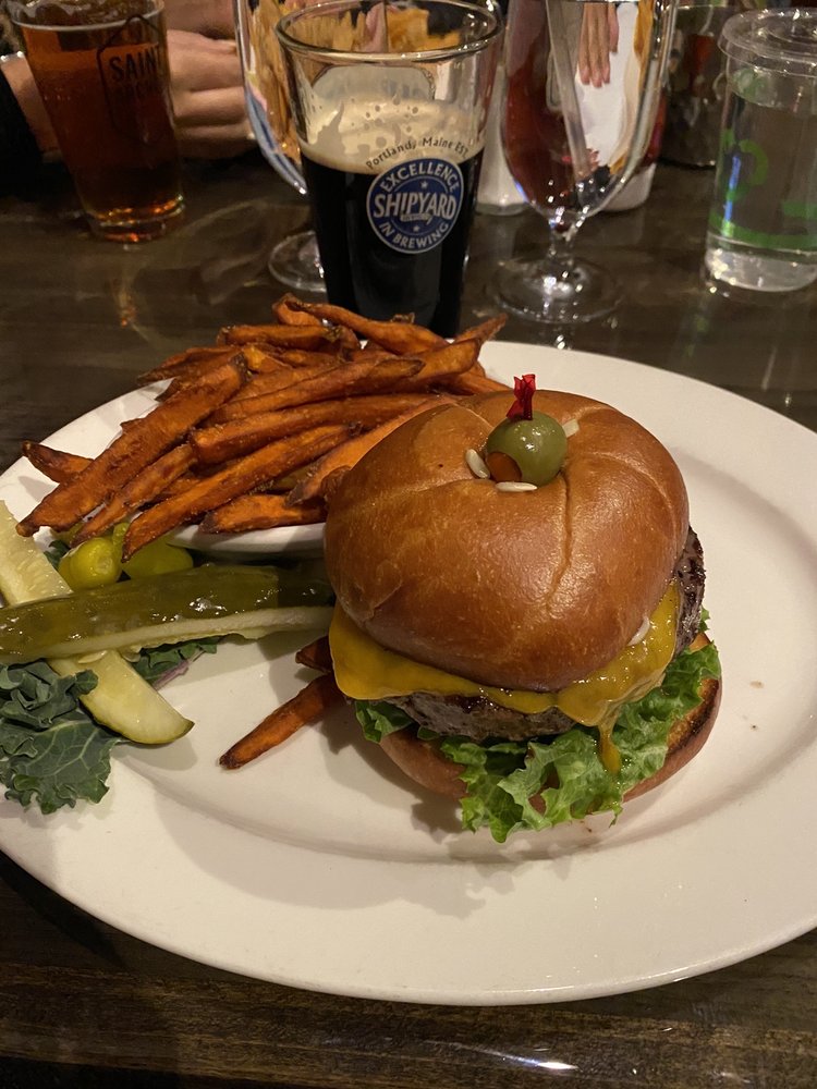 Pyramid Bar & Grill 2305 Clubhouse Dr, Rocklin