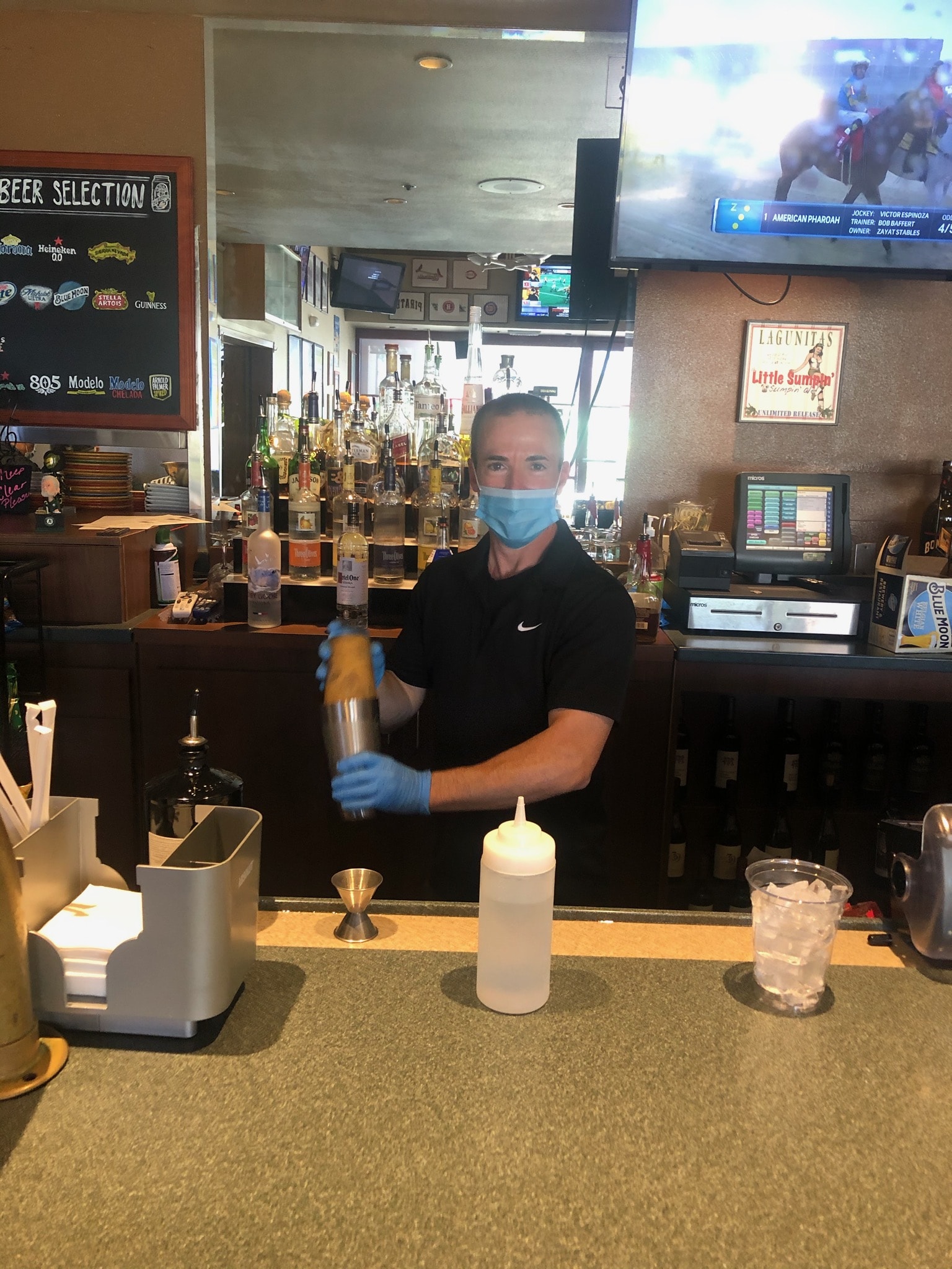 Legends at Woodcreek Sports Bar & Grill 5880 Woodcreek Oaks Blvd, Roseville