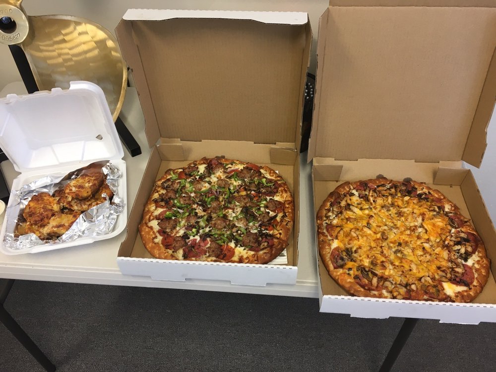 New York Pizza 699 Washington Blvd, Roseville