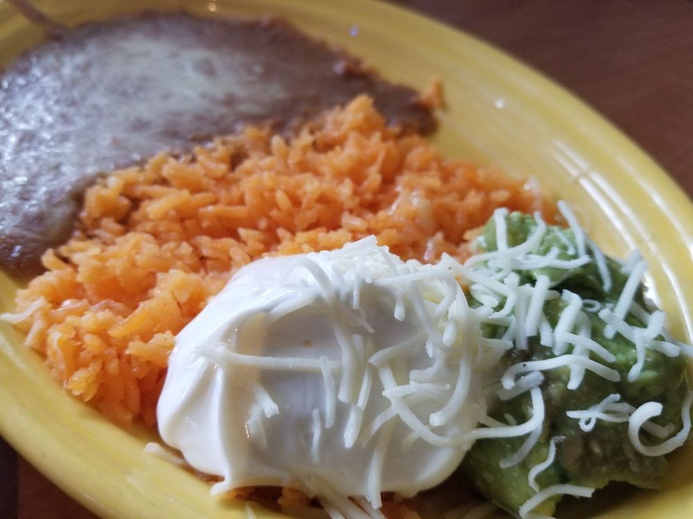 Sabores Mexican Cuisine 10271 Fairway Dr #140, Roseville