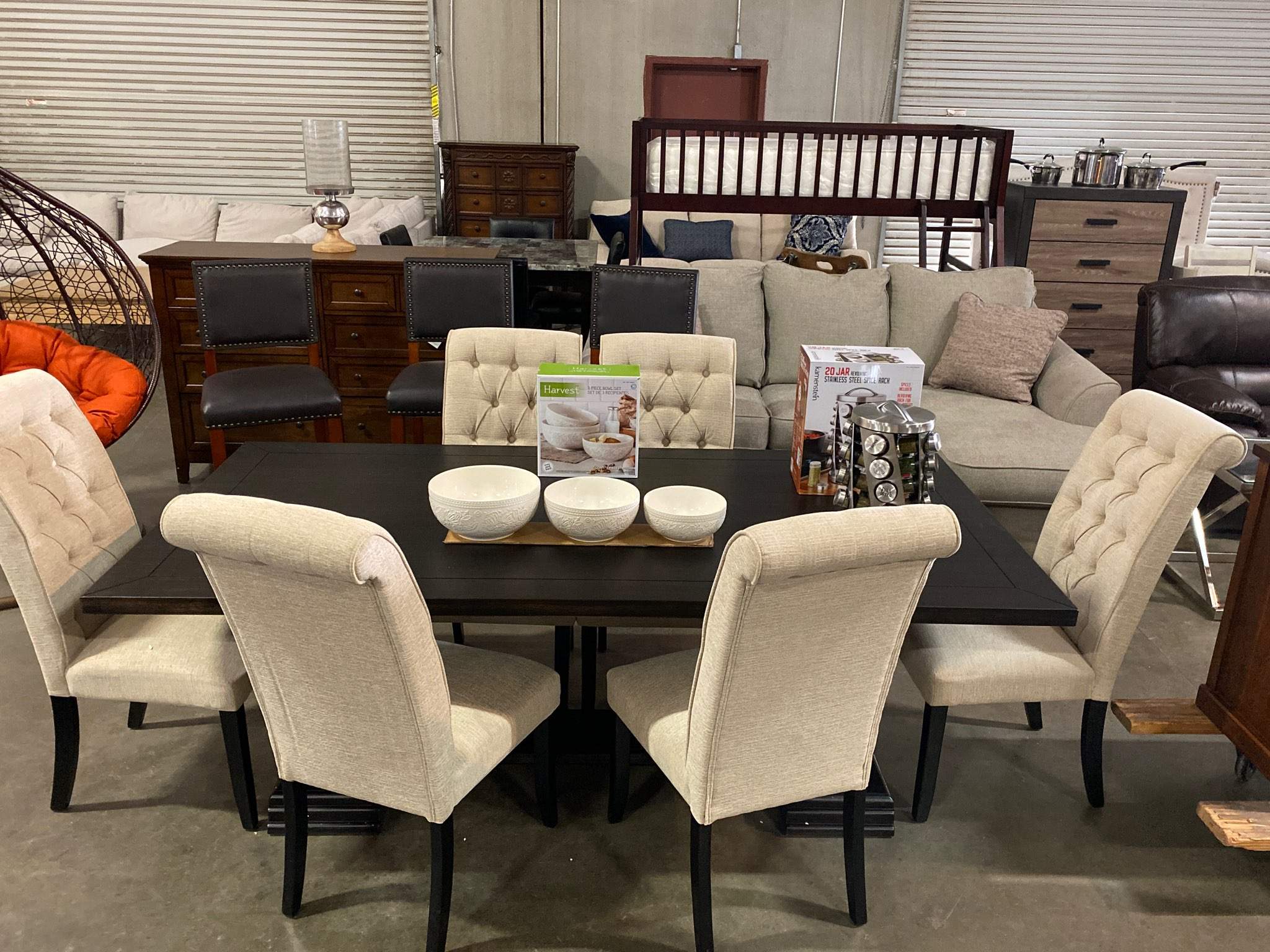 RIVER CITY FURNITURE AUCTION - Sacramento CA - Hours, Directions