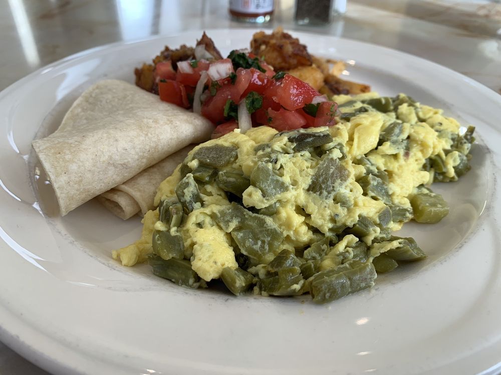 Nopalitos Southwestern Café 5530 H St, Sacramento