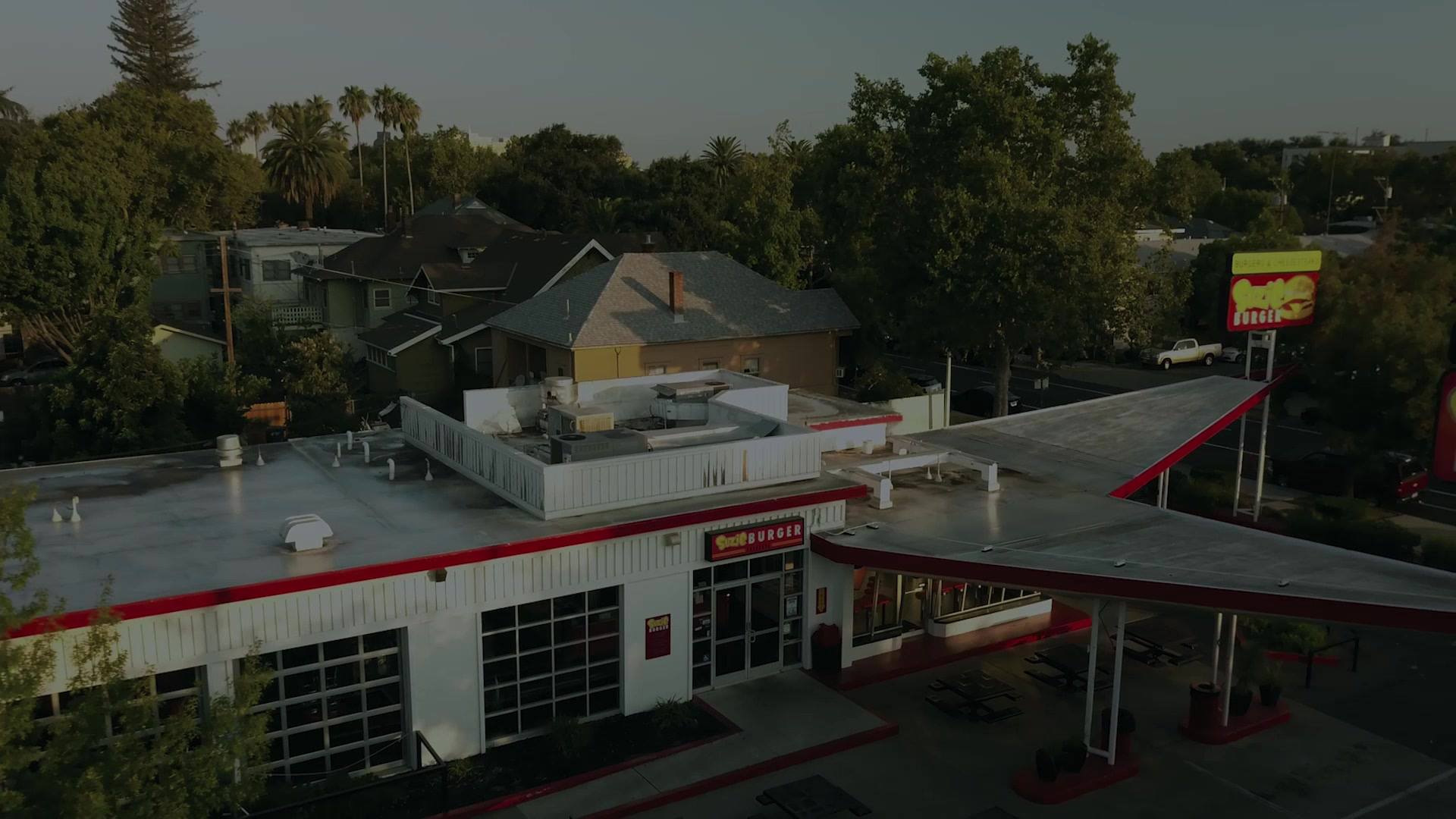 Suzie Burger 2820 P St, Sacramento