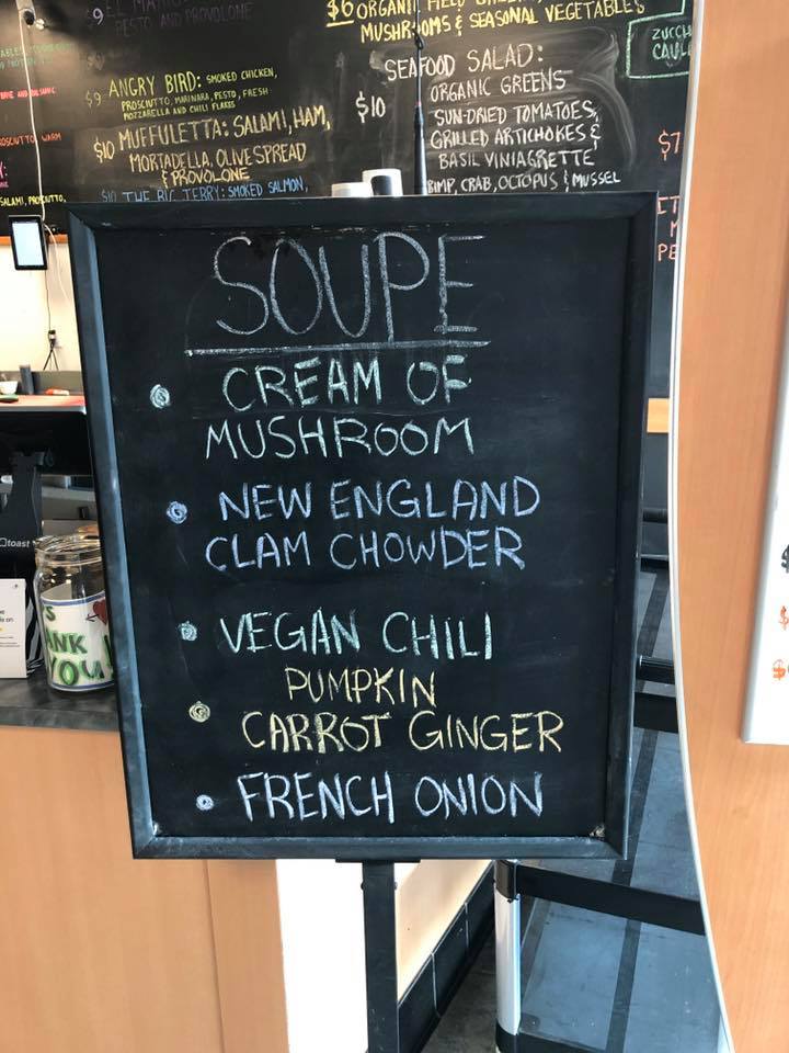 Chef Edwards La Bonne Soupe Cafe 980 9th St Suite 165, Sacramento