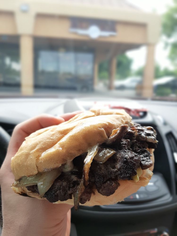 Burger Junction 7900 Florin Rd # 5, Sacramento