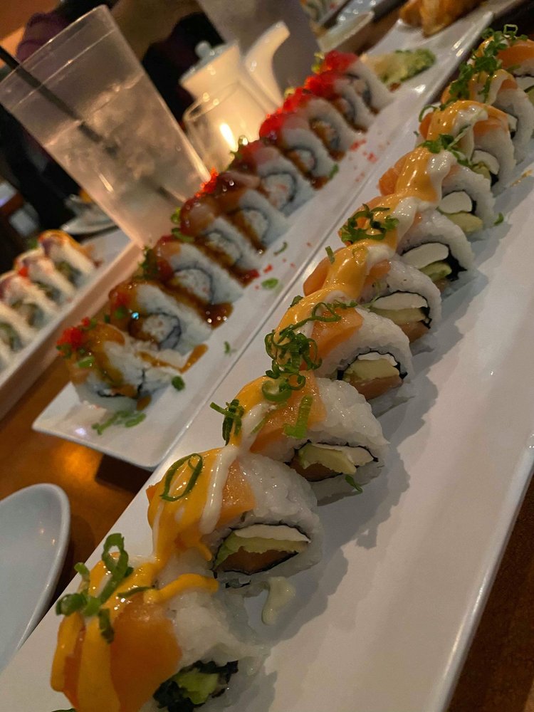 Suki Sushi 7311 W Stockton Blvd #130, Sacramento