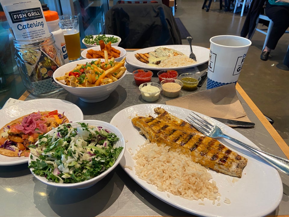 California Fish Grill 2100 Arden Way Suite 100, Sacramento