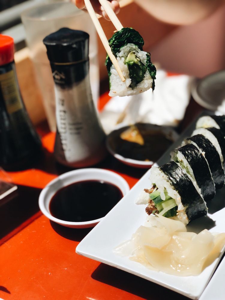 Midtown Sushi 2801 P St, Sacramento