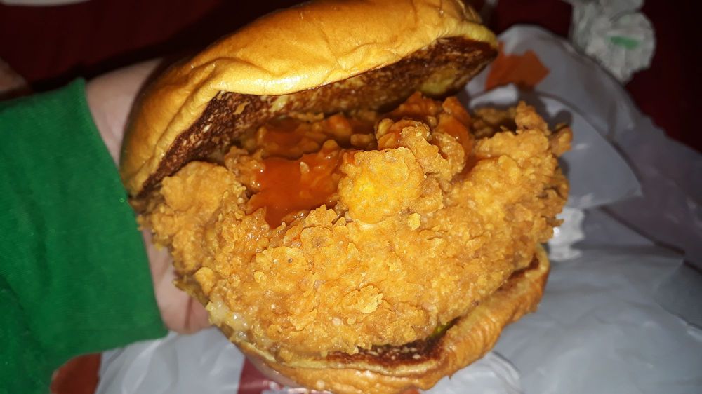 Popeyes Louisiana Kitchen 1064 W Highland Ave, San Bernardino