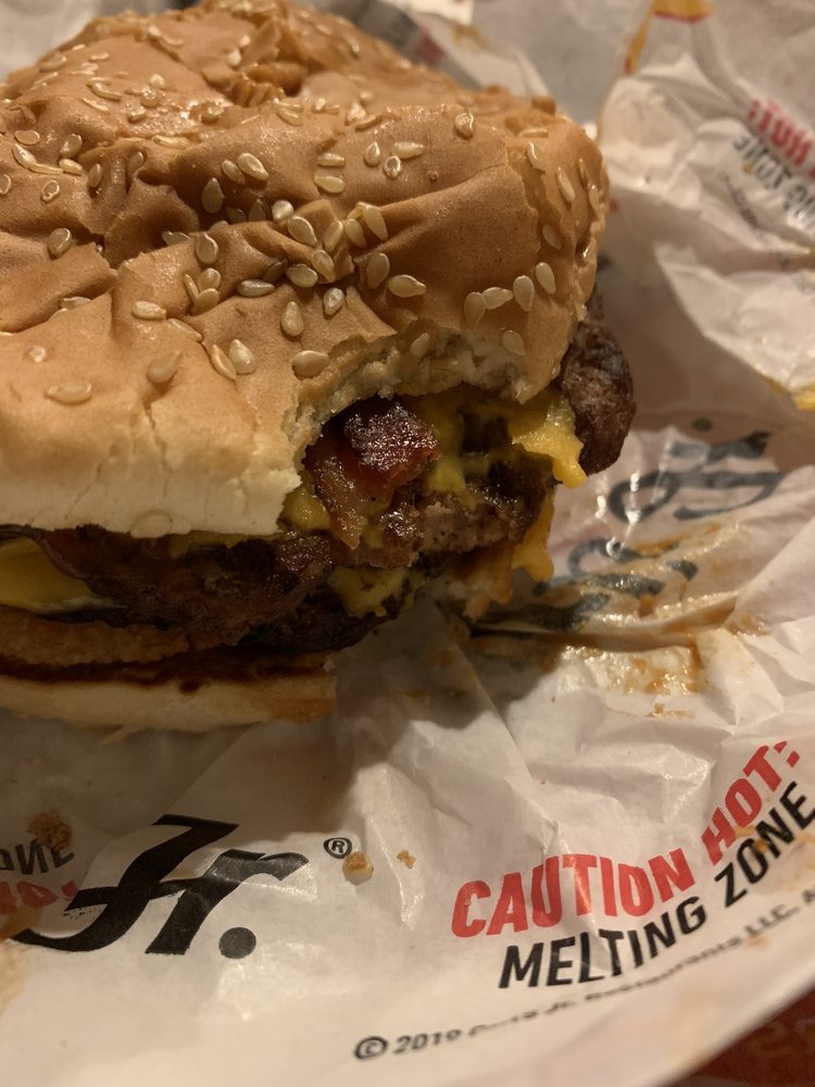 Carl's Jr. 4424 University Pkwy, San Bernardino