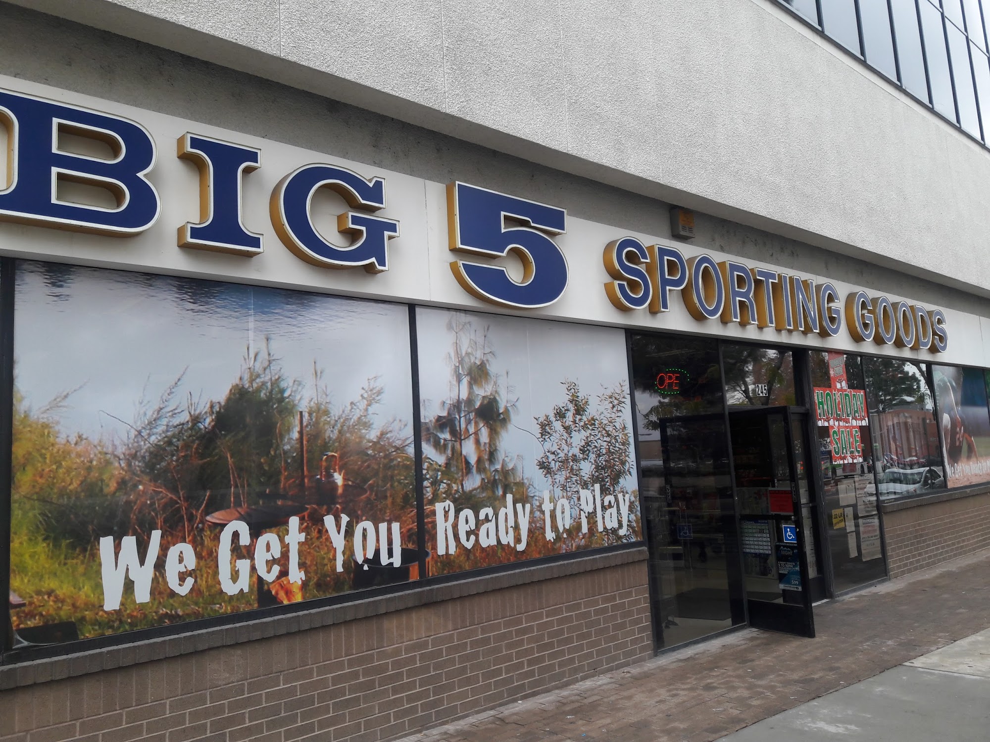 Big 5 Sporting Goods