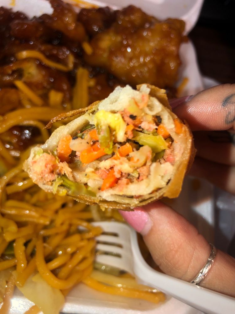 Golden Dragon Chinese Fast Food 4434 University Pkwy, San Bernardino