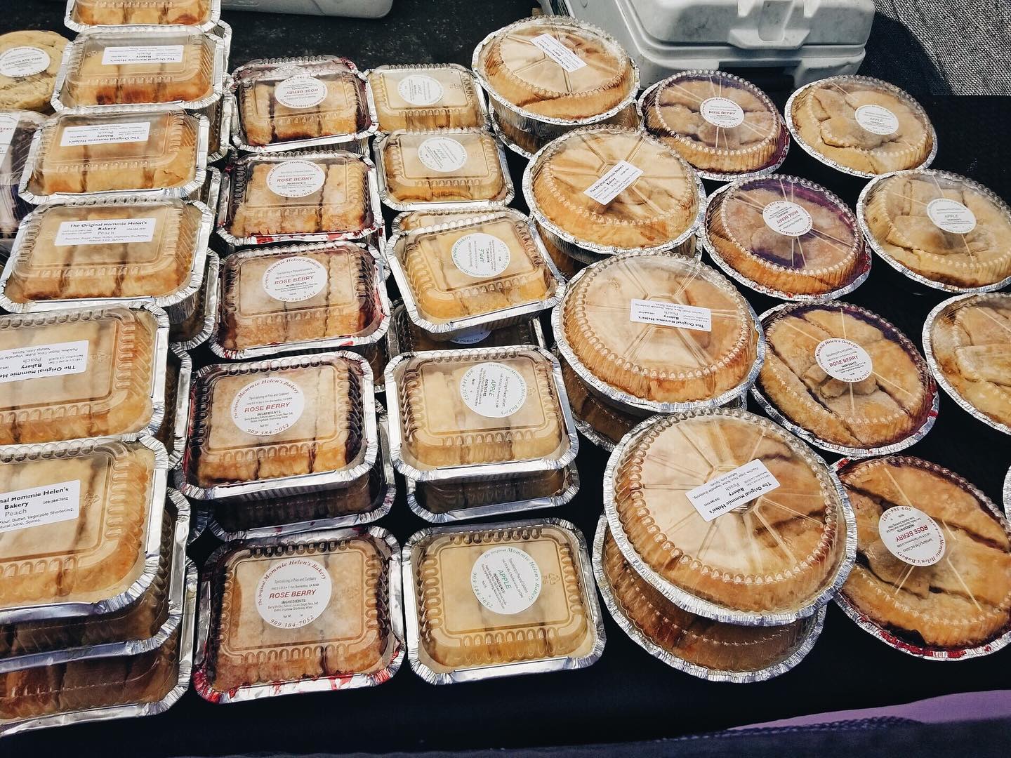 The Original Mommie Helen's Bakery 1440 S E St, San Bernardino