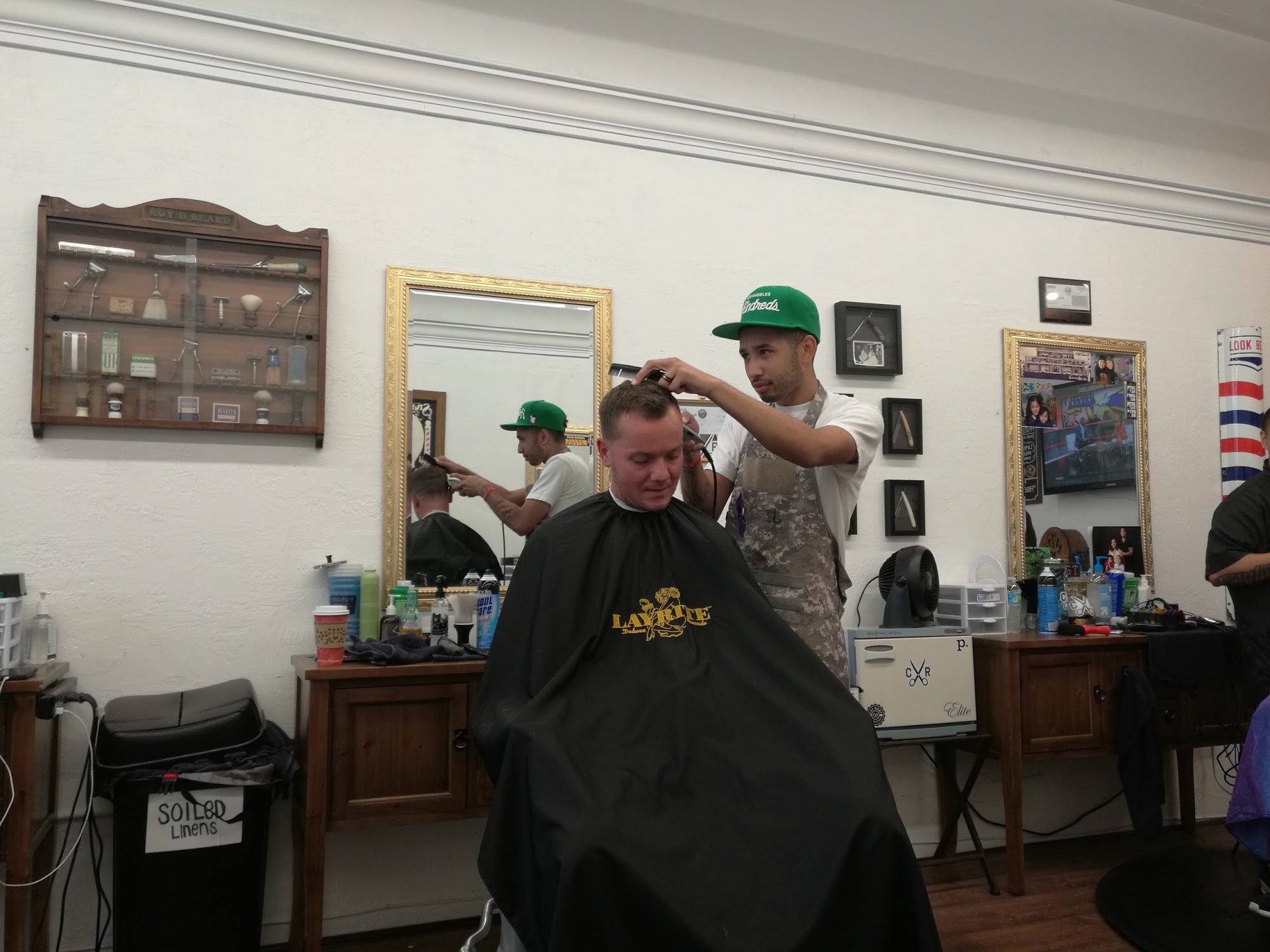 Cut Right Barber Shop