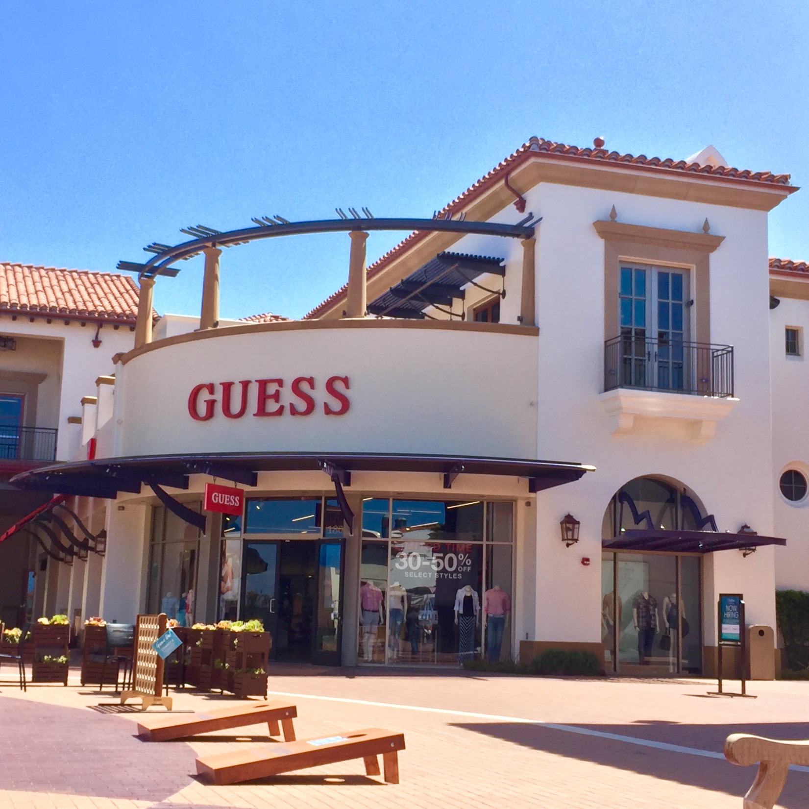 GUESS Factory