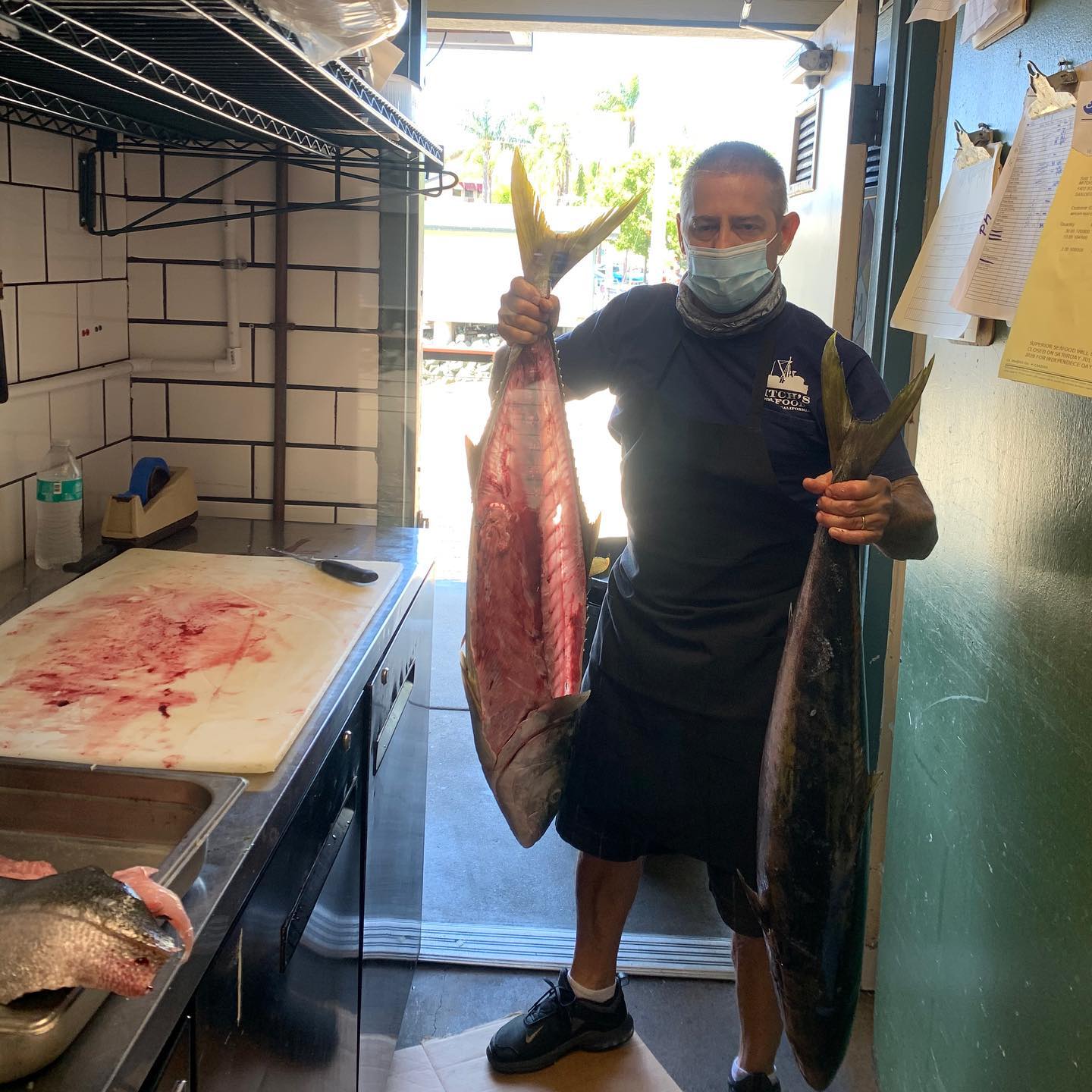 Mitch's Seafood 1403 Scott St, San Diego