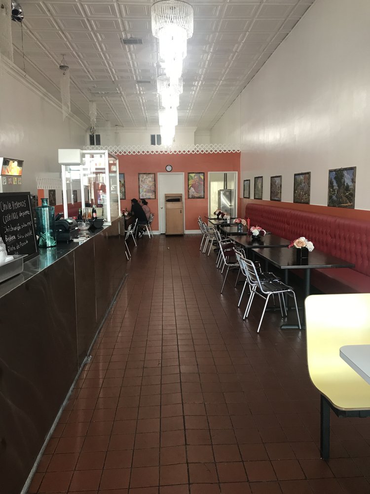El Pollo Campeon 1022 San Fernando Rd, San Fernando