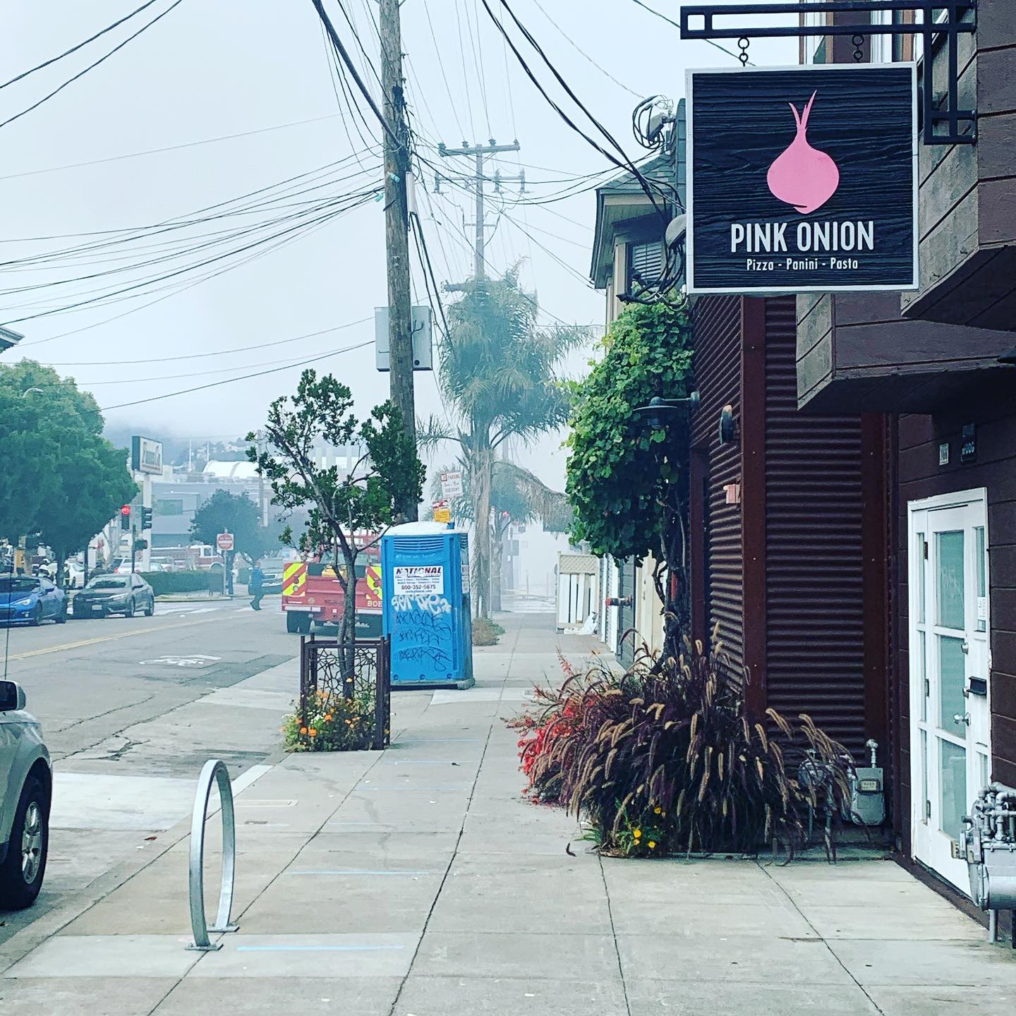 Pink Onion 64 14th St, San Francisco