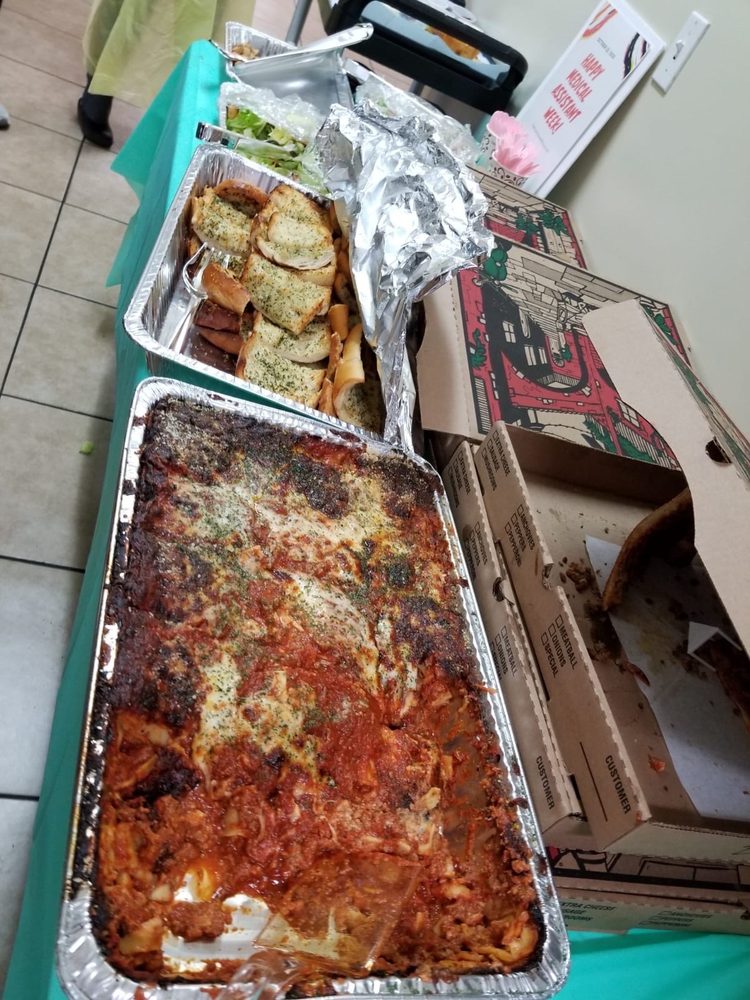 Vito's famous pizza 1040 S White Rd, San Jose