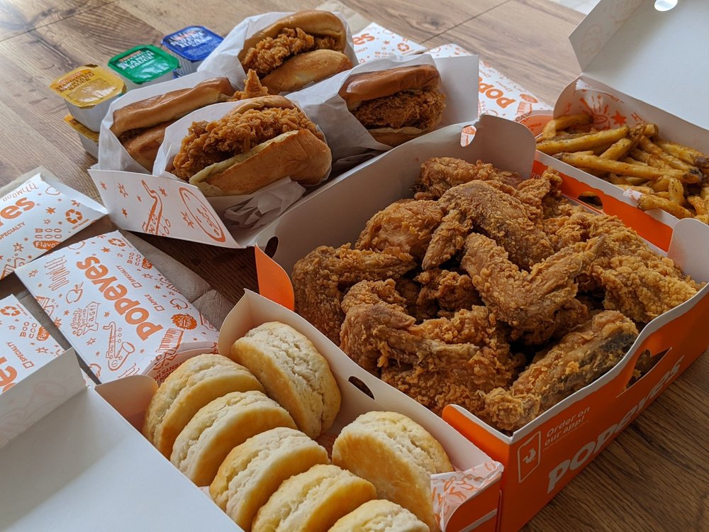 Popeyes Louisiana Kitchen 13808 E 14th St, San Leandro